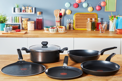 Tefal Easy Cook Frypan 24 CM Titanium Non Stock Cooking Pan Suitable for All Heat Sources Except Induction B5540402 - Image 7