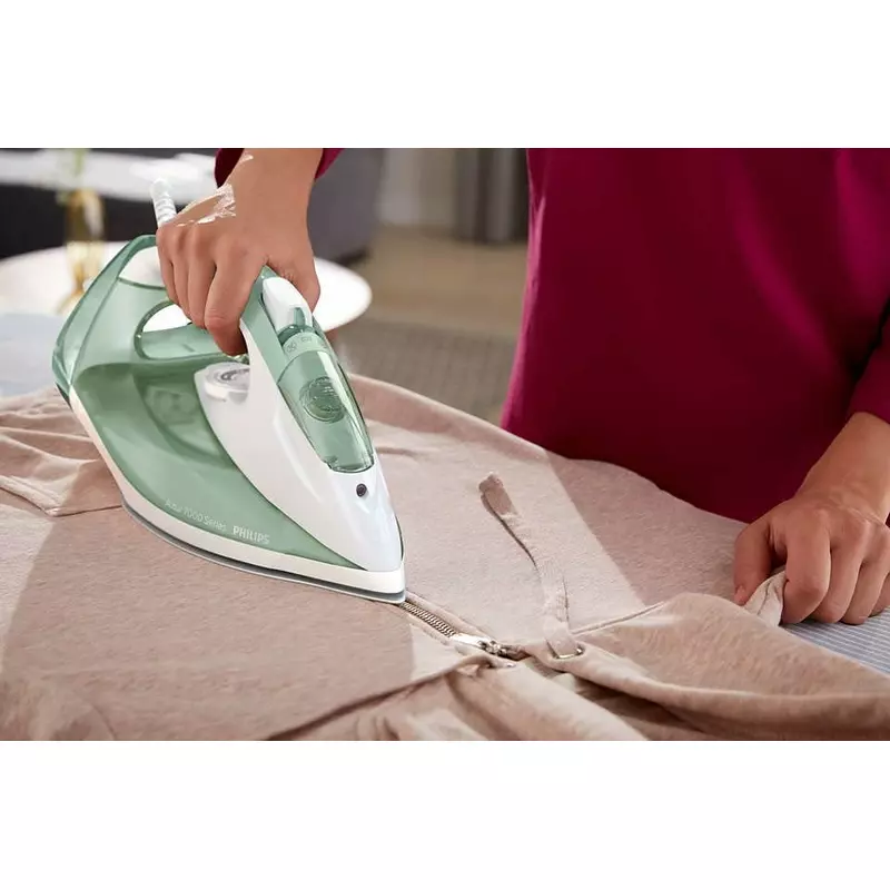Philips Steam Iron HV 2600W 300ml , 220g Steam Boost, Quick Calc Release and SteamGlide Plus Soleplate, 7000 Series Green DST7012 - Image 3