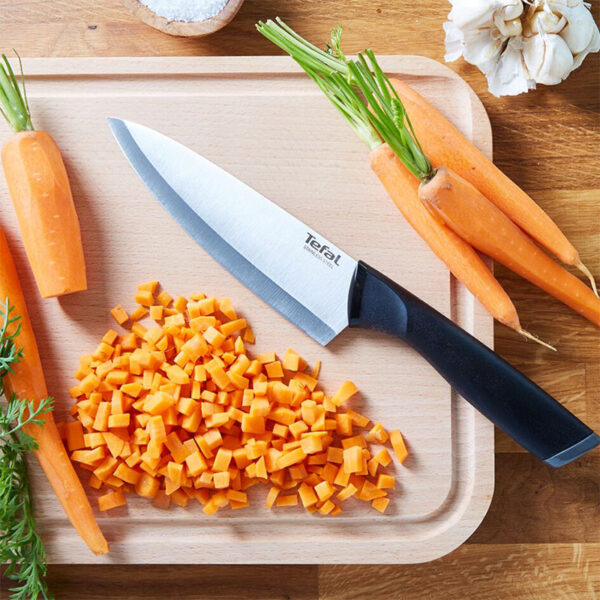 Tefal Comfort Chef Knife 20cm Ideal For Slicing & Chopping All Types of Food High Performance Stainless Steel K2213204 - Image 5
