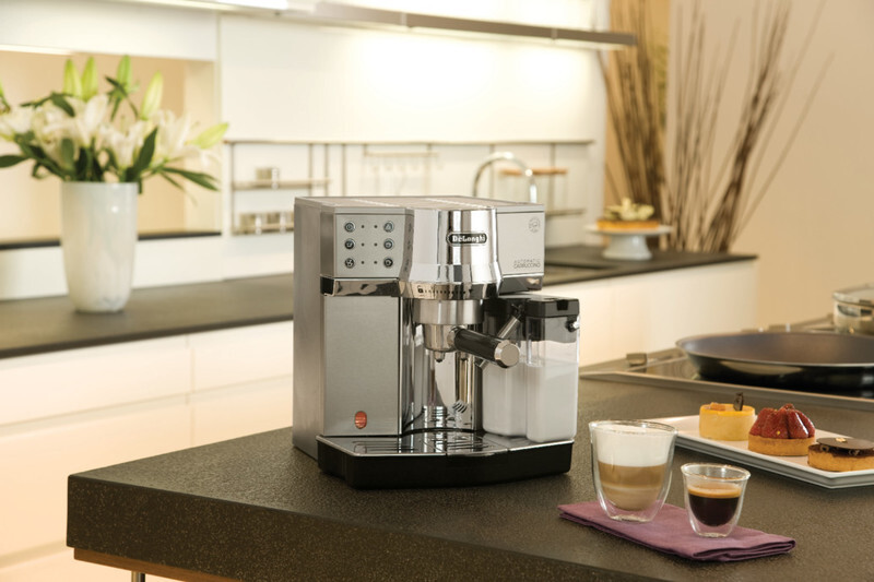 De'Longhi Expresso Maker Pump Driven & Cappuccino Machine 1450W (Metallic) Latte Macchiato Hot Milk Removable Drip Tray EC850.M - Image 2