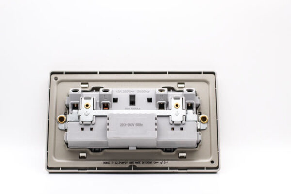 Tronic Universal Twin Socket - Image 6