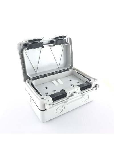 Tronic Twin Waterproof Socket 13Amps TR Range
