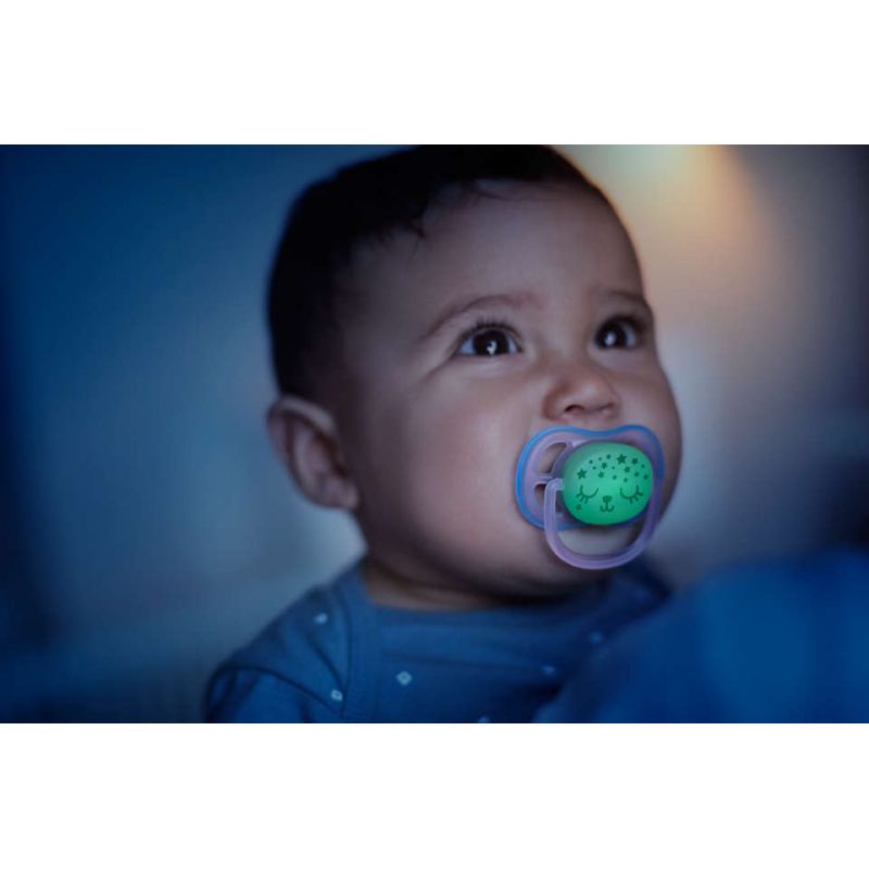 Philips Avent Soother Ultra Air Night Time 0-6m 2's 376/10 - Image 4