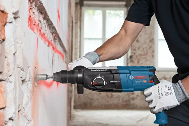 Bosch Professional Rotary Hammer with SDS Plus 880W GBH 2-28 F - Image 3